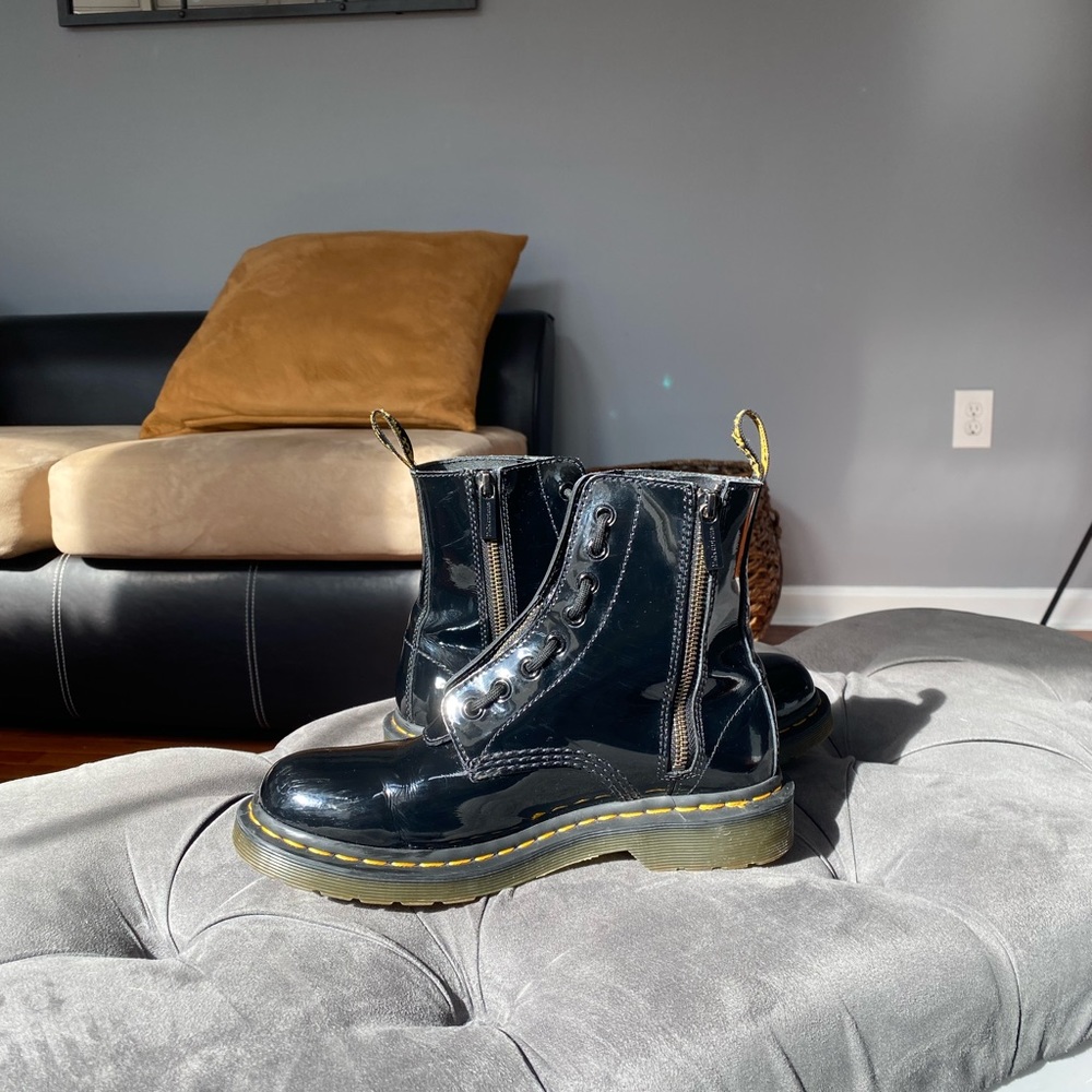 Dr. Martens 1460 Pascal Front Zipper Boots